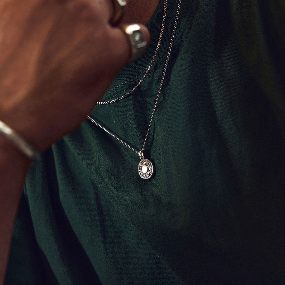 Silver Saloon Necklace